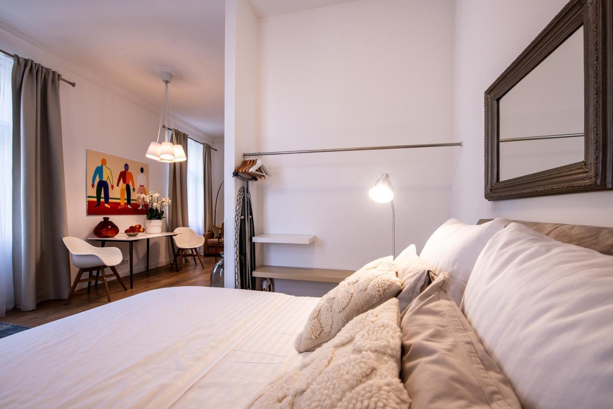 Modern Downtown Apt - Renovated, On Ideal Location Praag Buitenkant foto