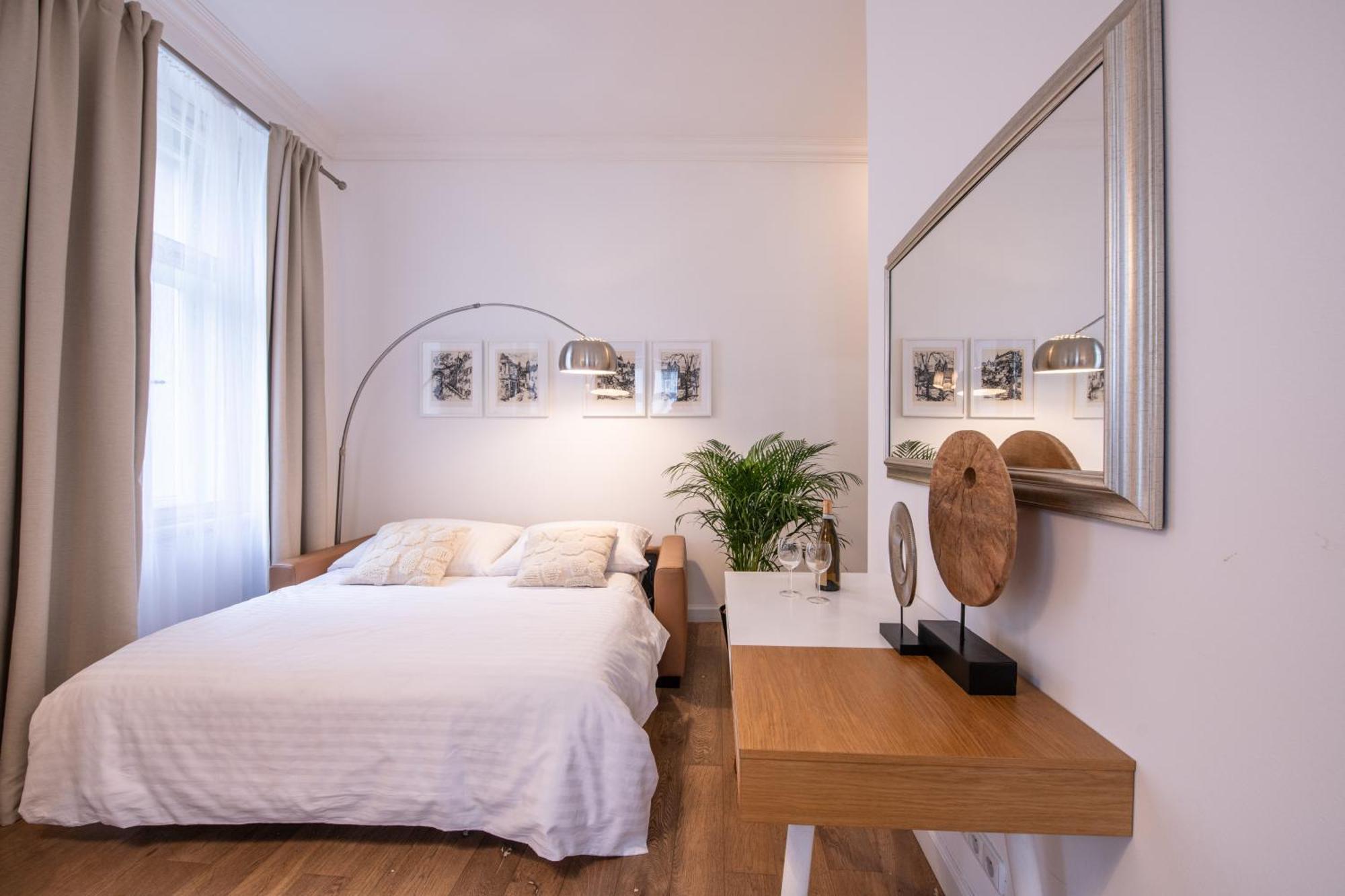Modern Downtown Apt - Renovated, On Ideal Location Praag Buitenkant foto
