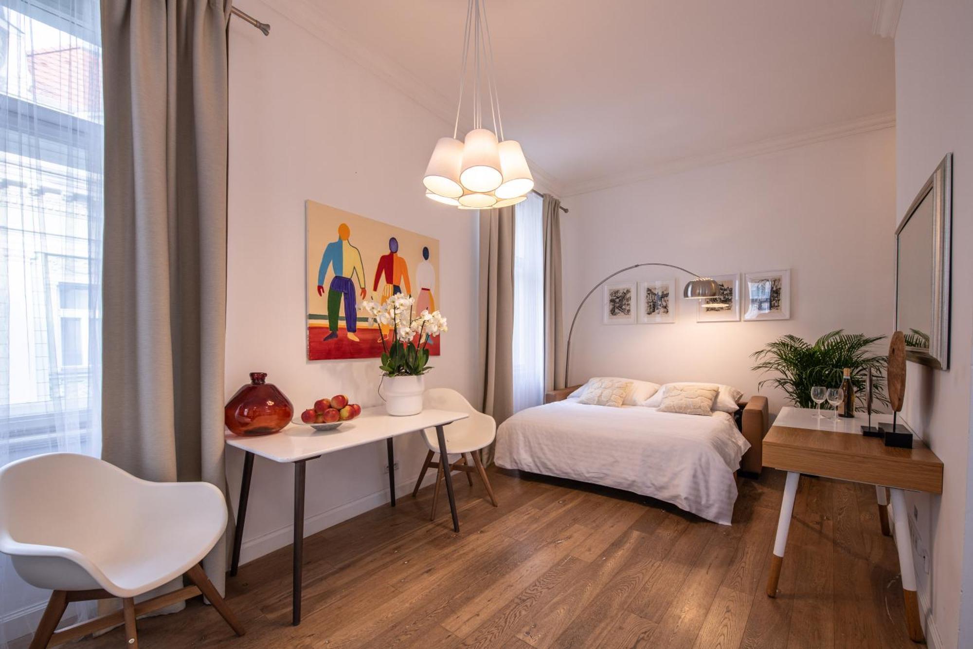 Modern Downtown Apt - Renovated, On Ideal Location Praag Buitenkant foto