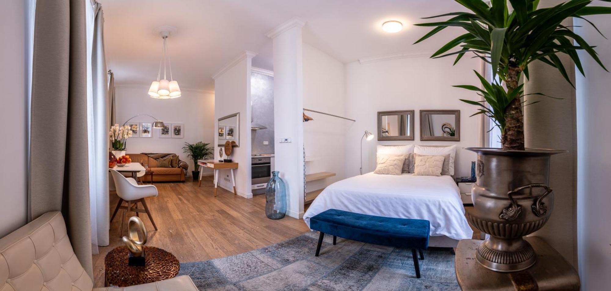 Modern Downtown Apt - Renovated, On Ideal Location Praag Buitenkant foto