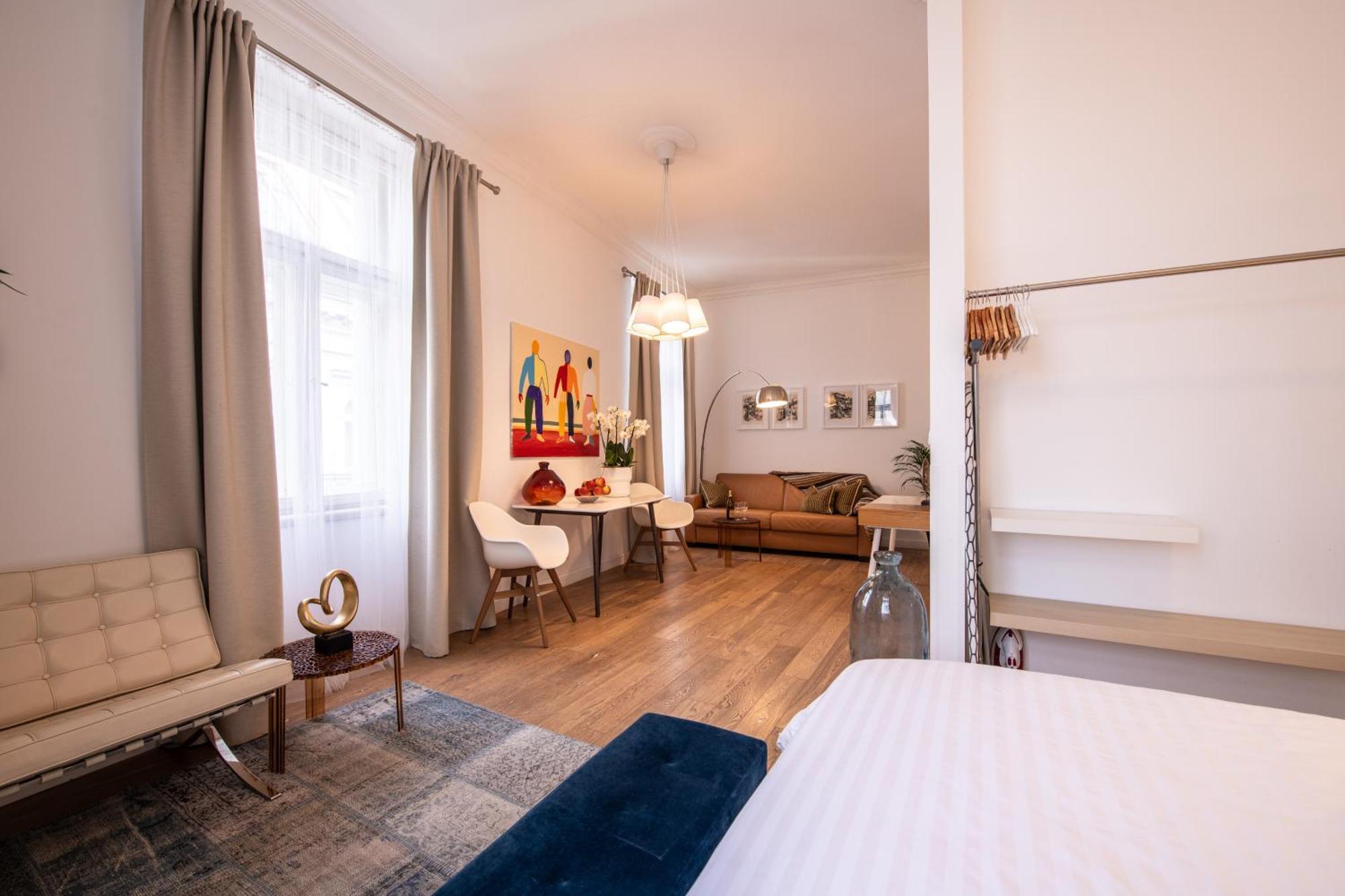 Modern Downtown Apt - Renovated, On Ideal Location Praag Buitenkant foto